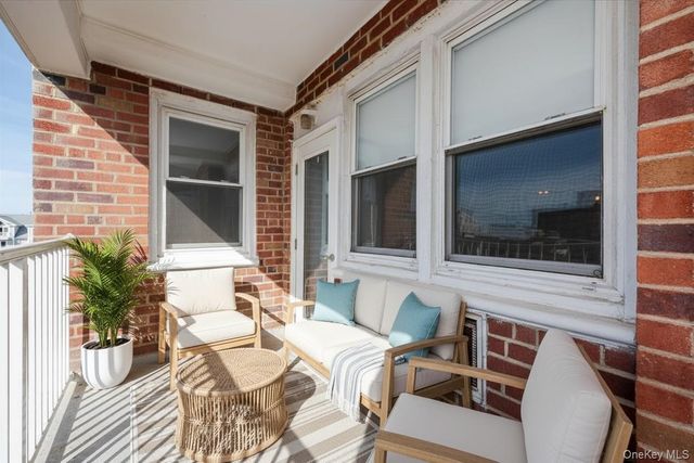 55 Monroe Boulevard 3P, Long Beach, NY 11561