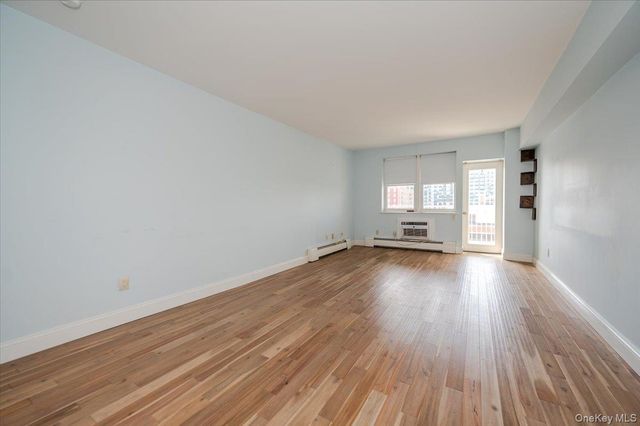 55 Monroe Boulevard 3P, Long Beach, NY 11561