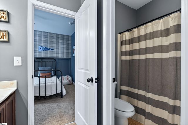 335 Bridge Crossing Drive, Simpsonville, SC 29681