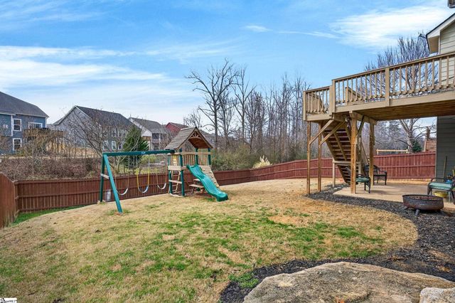 335 Bridge Crossing Drive, Simpsonville, SC 29681