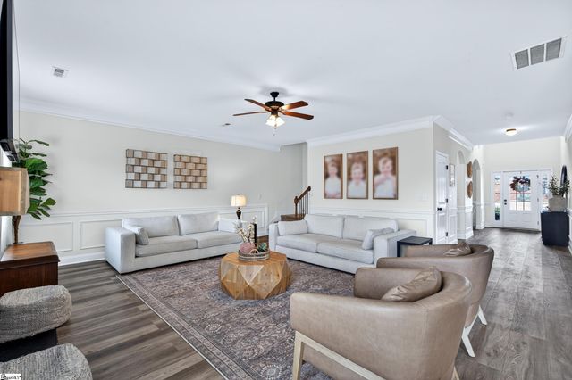 335 Bridge Crossing Drive, Simpsonville, SC 29681