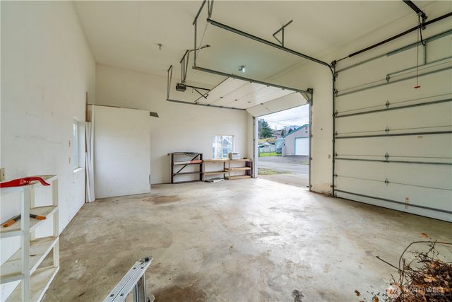 918 E 5th Street, Port Angeles, WA 98362