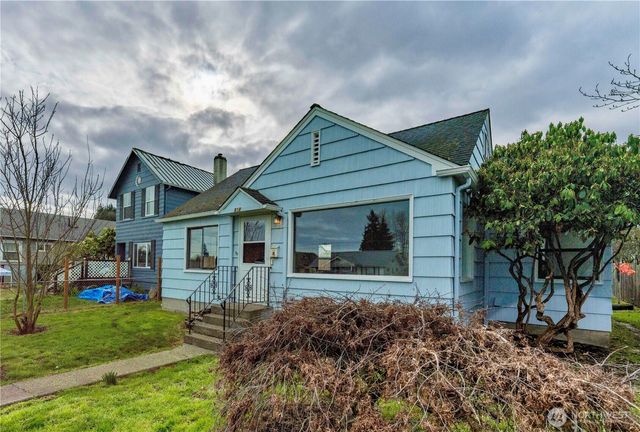 918 E 5th Street, Port Angeles, WA 98362