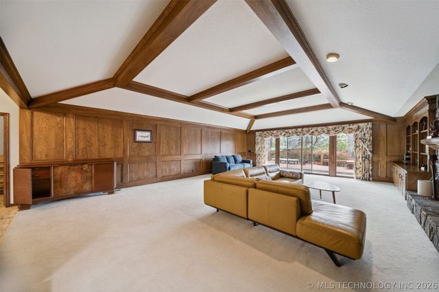 6915 E 106th Street, Tulsa, OK 74133