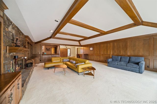 6915 E 106th Street, Tulsa, OK 74133