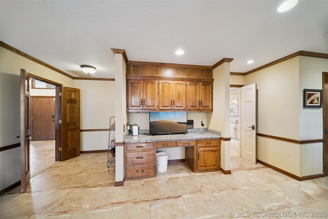 6915 E 106th Street, Tulsa, OK 74133