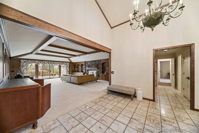 6915 E 106th Street, Tulsa, OK 74133