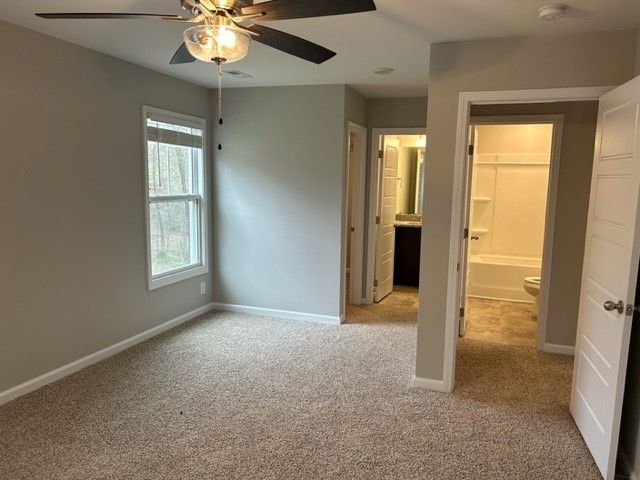 1215 Cottonwood Dr, Clarksville, TN 37040