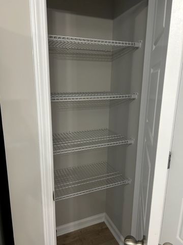 1215 Cottonwood Dr, Clarksville, TN 37040