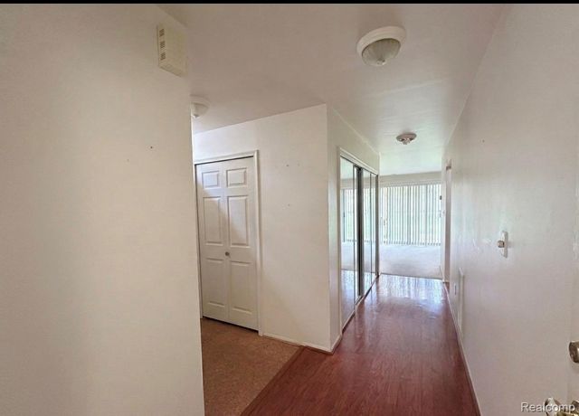 24219 Evergreen Road 39, Southfield, MI 48075