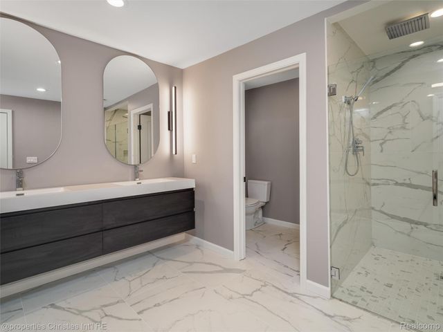 1257 Charrington Road, Bloomfield Hills, MI 48301
