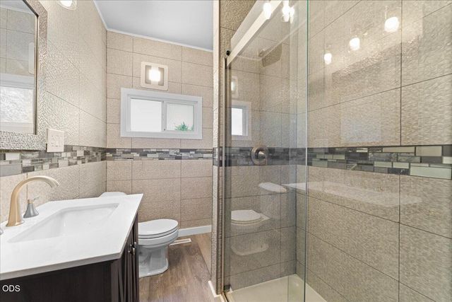 300 Sunrise Avenue, Medford, OR 97504