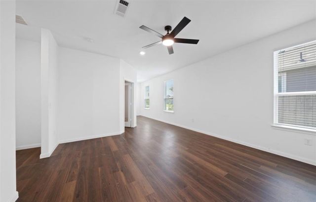 25849 Hedgerow Drive, Magnolia, TX 77355