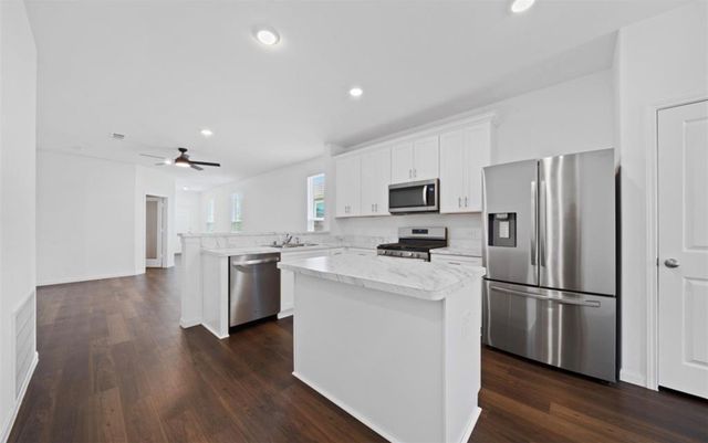 25849 Hedgerow Drive, Magnolia, TX 77355
