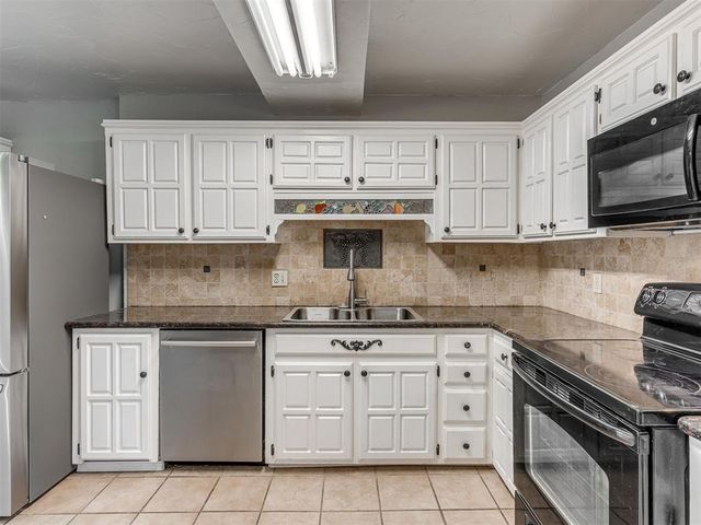 11374 Benttree Circle 11374, Oklahoma City, OK 73120