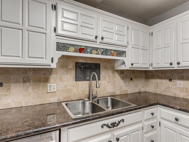 11374 Benttree Circle 11374, Oklahoma City, OK 73120