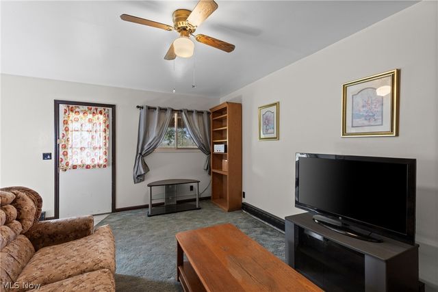 6 Frontage, Moundsville, WV 26041
