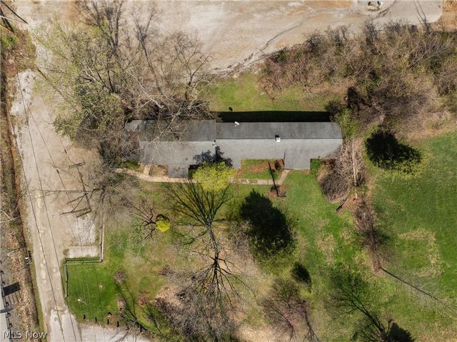 6 Frontage, Moundsville, WV 26041