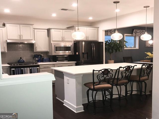 5966 Rollingwood Way, Hoschton, GA 30548