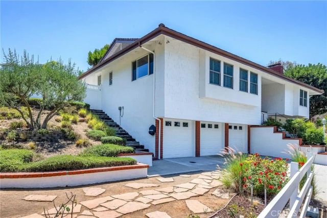 4 Bridlewood Circle, Rolling Hills Estates, CA 90274