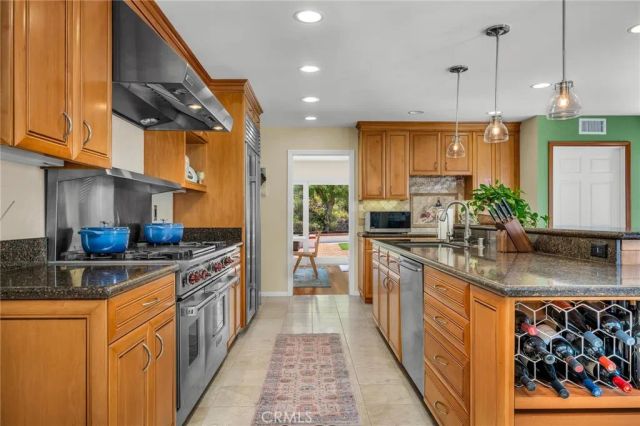 4 Bridlewood Circle, Rolling Hills Estates, CA 90274