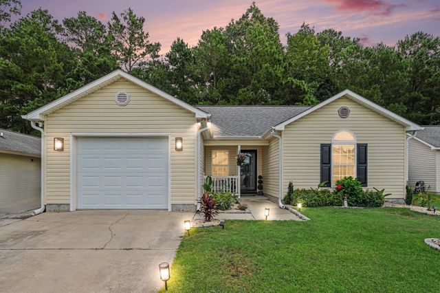 9788 Conifer Ln., Murrells Inlet, SC 29576