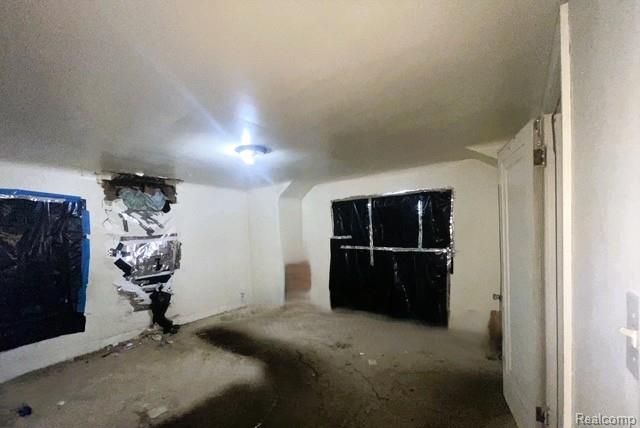 18445 Roselawn Street, Detroit, MI 48221