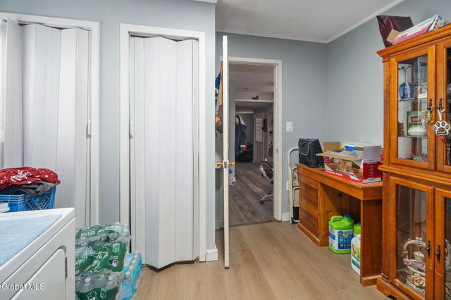 1002 Strong Street, Schenectady, NY 12307