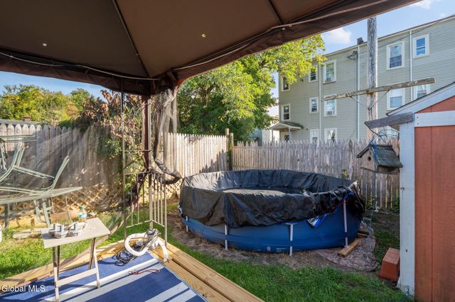 1002 Strong Street, Schenectady, NY 12307