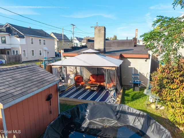1002 Strong Street, Schenectady, NY 12307