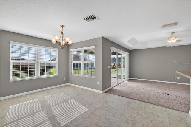 11113 LAMMER LANE, Oxford, FL 34484