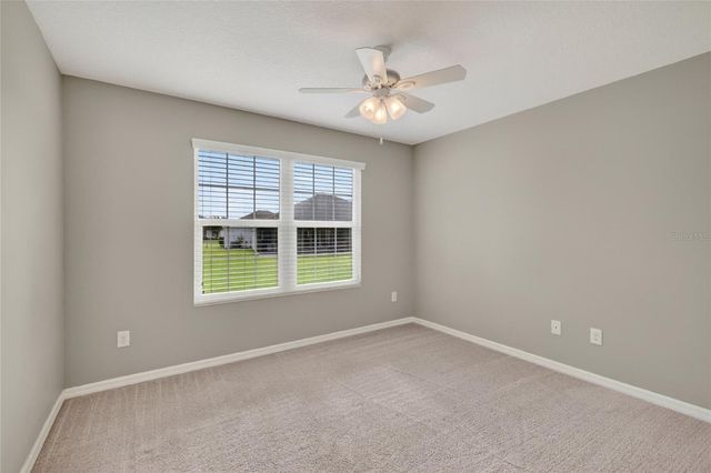 11113 LAMMER LANE, Oxford, FL 34484