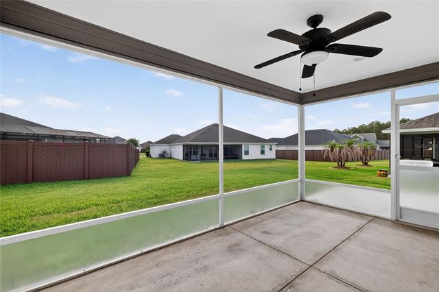 11113 LAMMER LANE, Oxford, FL 34484