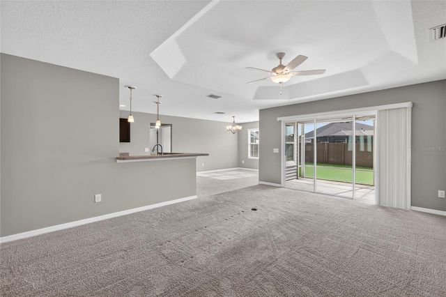 11113 LAMMER LANE, Oxford, FL 34484