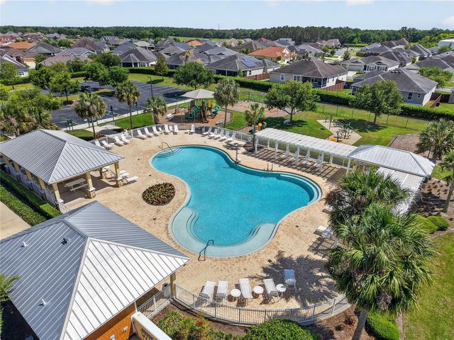 11113 LAMMER LANE, Oxford, FL 34484