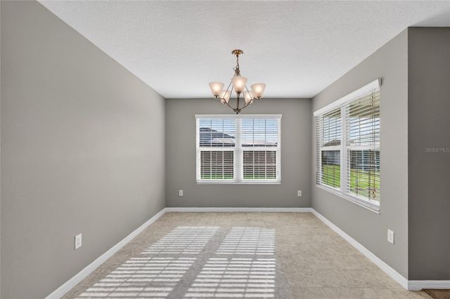 11113 LAMMER LANE, Oxford, FL 34484