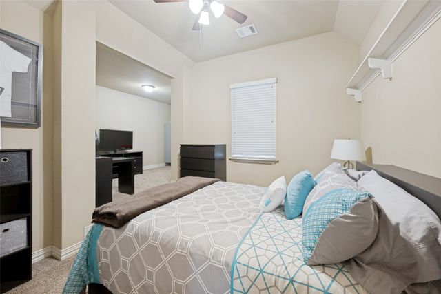 1402 Brynlee Lane, Mansfield, TX 76063
