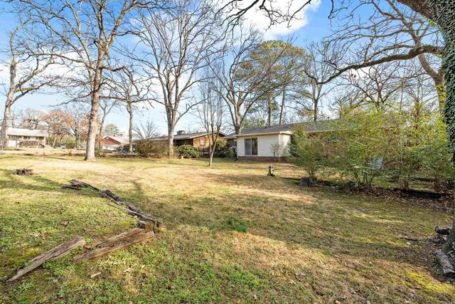 5209 N Cedar Street, North Little Rock, AR 72116