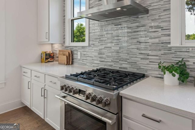 300 Villa Magnolia Lane, Alpharetta, GA 30009
