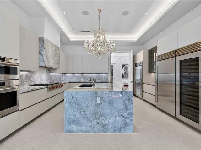 4013 Country Club Lane, Fort Lauderdale, FL 33308