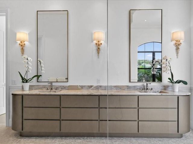 4013 Country Club Lane, Fort Lauderdale, FL 33308