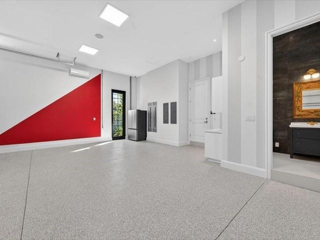 4013 Country Club Lane, Fort Lauderdale, FL 33308