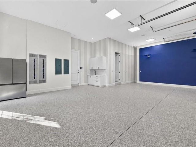 4013 Country Club Lane, Fort Lauderdale, FL 33308