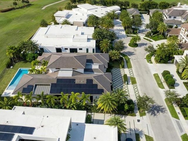 4013 Country Club Lane, Fort Lauderdale, FL 33308