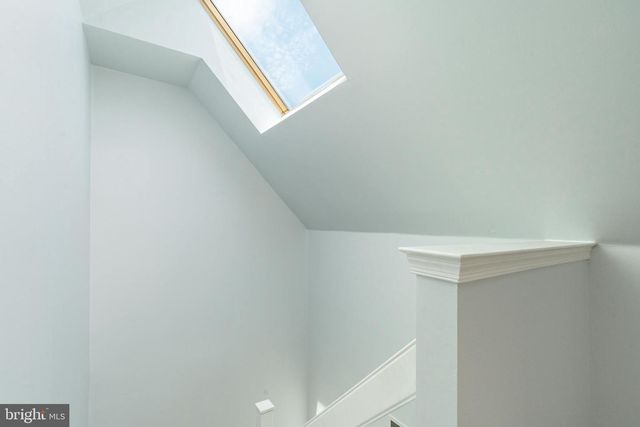 307 THYME LN, Philadelphia, PA 19128