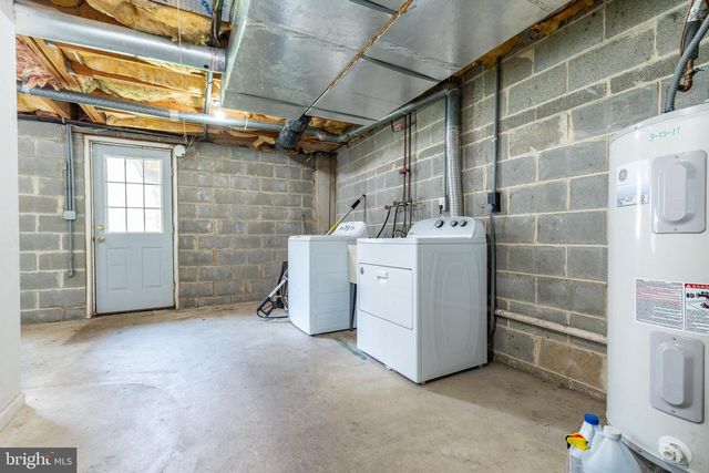 307 THYME LN, Philadelphia, PA 19128