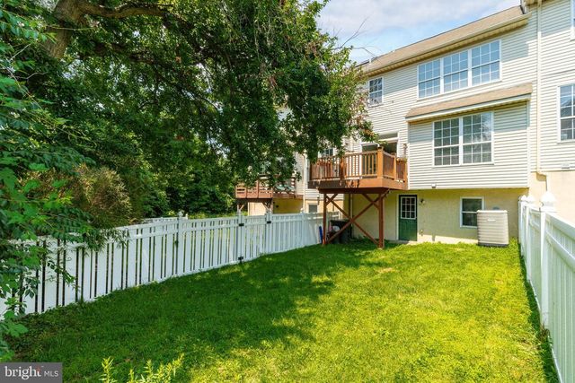307 THYME LN, Philadelphia, PA 19128