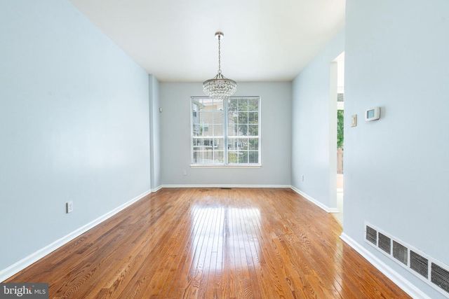 307 THYME LN, Philadelphia, PA 19128