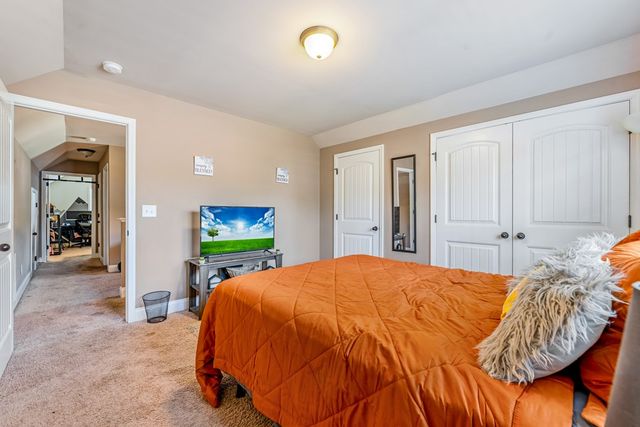 33 Hickory Heights Drive, Phenix City, AL 36870