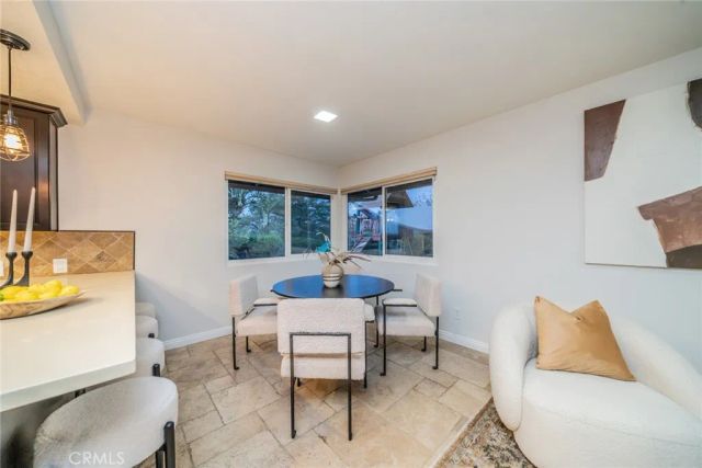 5300 Via San Jacinto, Riverside, CA 92506